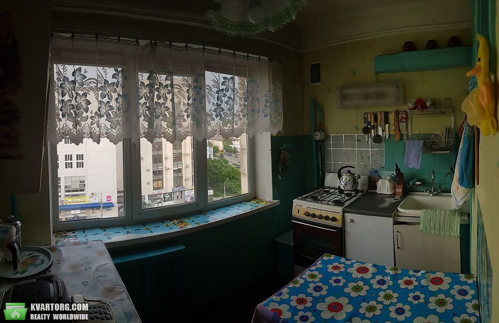 Sell 2-room apartment. Киев, Кирилловская — photo 4