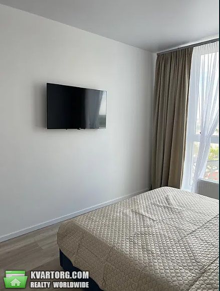 Rent out 1-room apartment. Киев,  Ревуцкого — photo 4