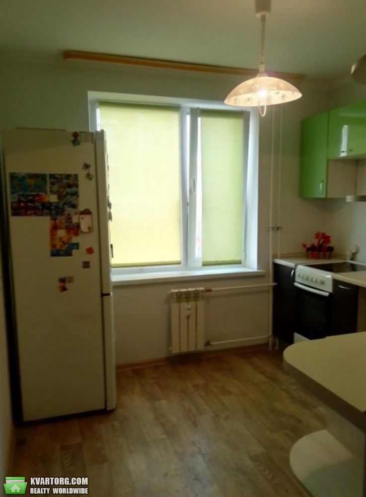продам 2-комнатную квартиру. Днепропетровск,  Слобожанский - фото 1