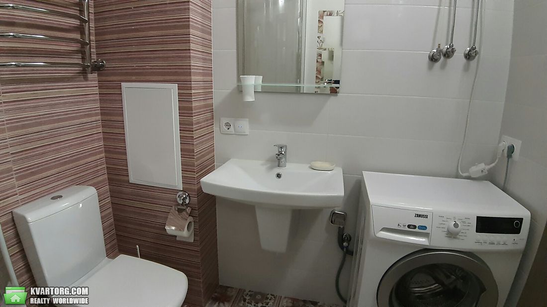 Rent out 1-room apartment. Киев, Кондратюка — photo 9