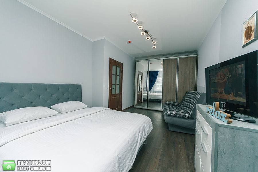 Rent out 1-room apartment. Киев, Русовой Софии — photo 4