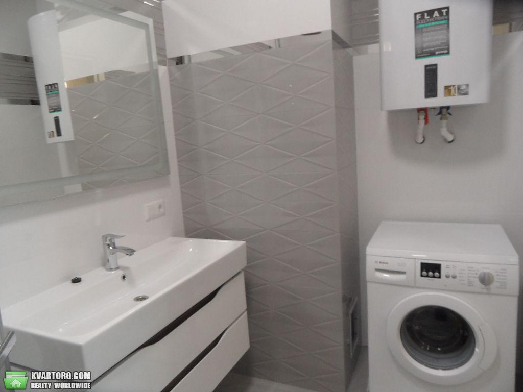 Rent out 3-room apartment. Одесса, Французский бульвар — photo 8