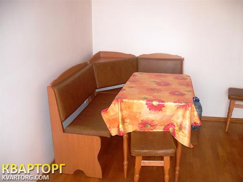 Rent out 2-room apartment. Киев,  Никольско-Слободская — photo 2