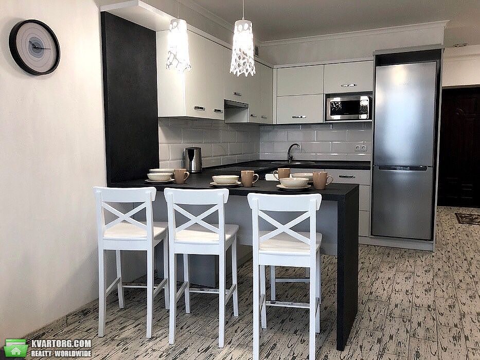 Rent out 2-room apartment. Киев,  Оболонский пр — photo 1