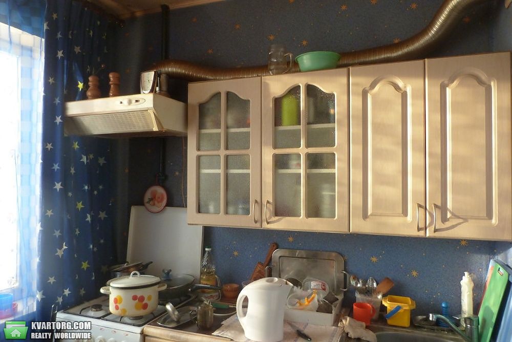 Sell 3-room apartment. Киев,  Приречная — photo 1
