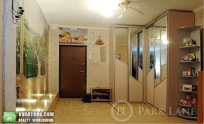 Sell 4-room apartment. Киев,  Днепровская наб — photo 3