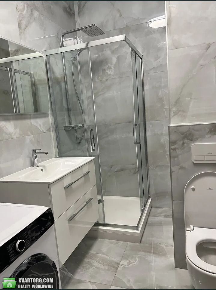 Rent out 2-room apartment. Киев,  Контрактовая пл — photo 2