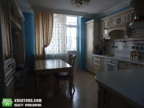 Rent out 2-room apartment. Киев,  Чавдар — photo 6