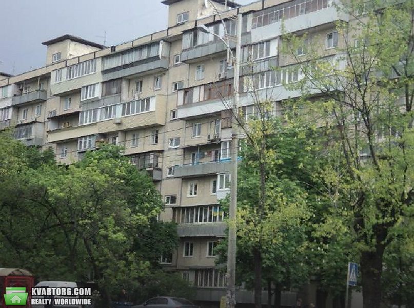 Sell 3-room apartment. Киев,  Лесной пр — photo 1