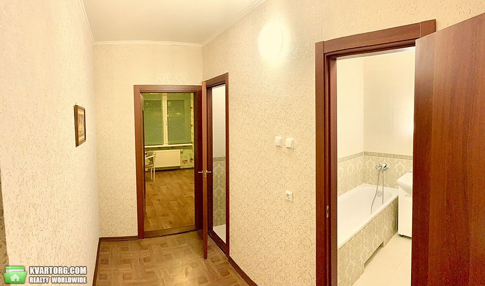 Rent out 2-room apartment. Киев,  Сергея Данченко — photo 6