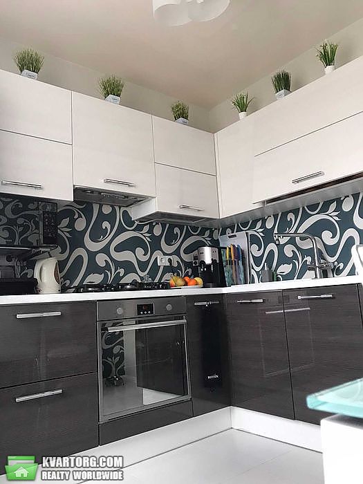 Rent out 2-room apartment. Киев,  Оболонский пр — photo 1