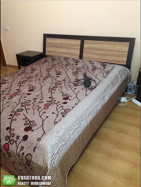 Rent out 2-room apartment. Киев,  Бажана — photo 3