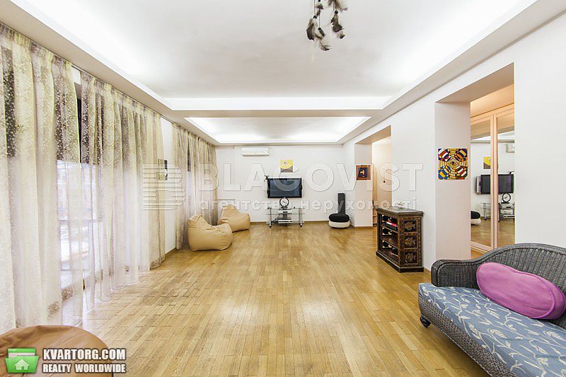 Rent out 2-room apartment. Киев,  Шевченко бул — photo 1