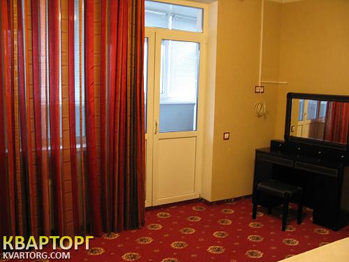Rent out 4-room apartment. Киев, Окипной — photo 7