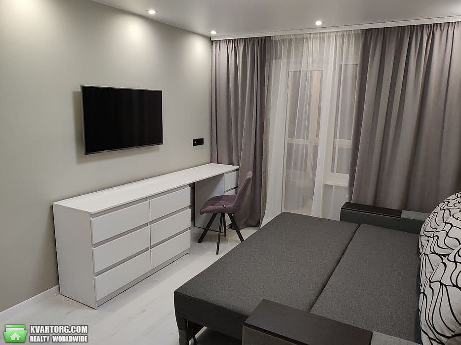 Rent out 1-room apartment. Киев,  Владимирская — photo 3