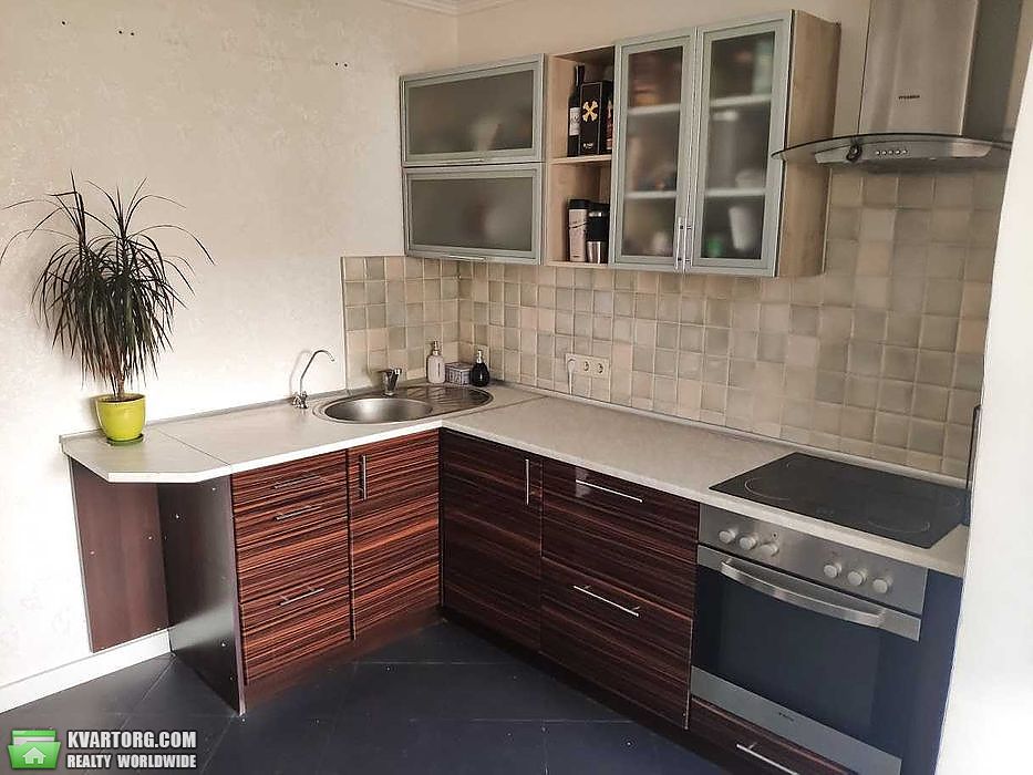 Sell 2-room apartment. Киев,  Маяковского — photo 1