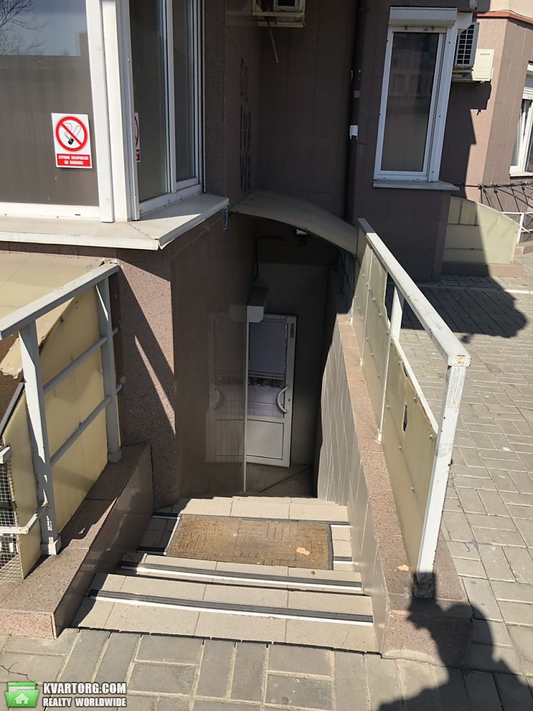 Rent out office. Одесса, Среднефонтанская — photo 4