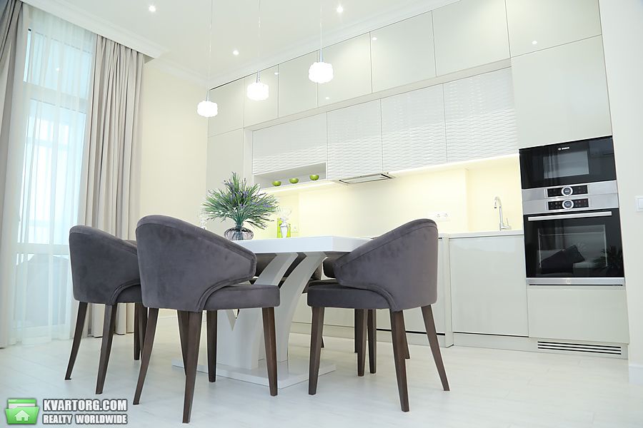 Sell 4-room apartment. Киев, Драгомирова ул. — photo 1