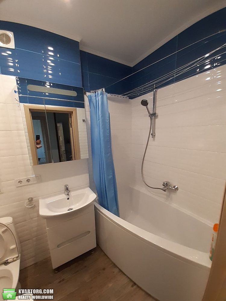 Rent out 1-room apartment. Киев,  Мира — photo 7