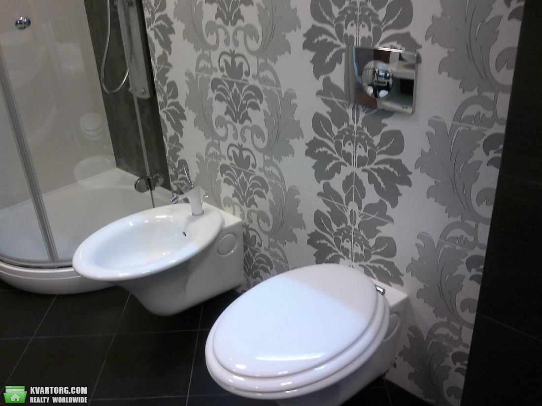 Rent out 3-room apartment. Киев,  Тарасовская — photo 7
