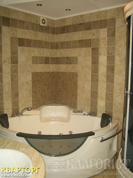 Sell 3-room apartment. Киев,  40-летия Октября просп — photo 9