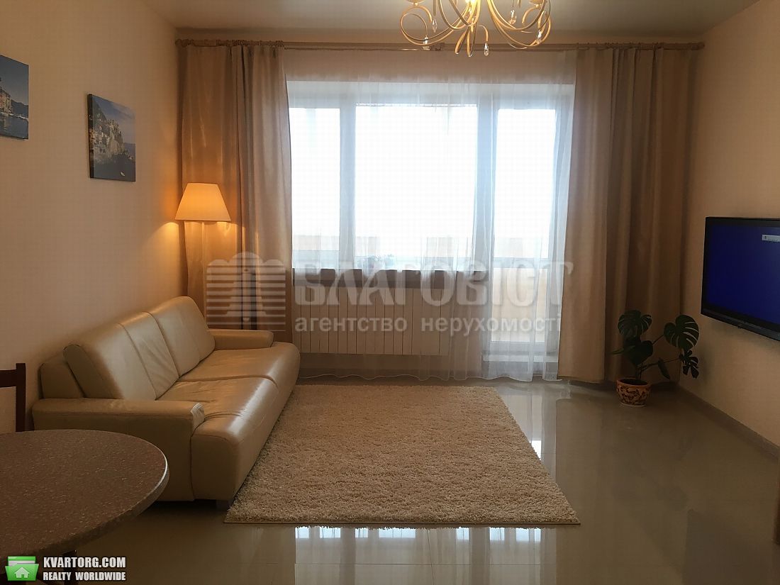 Rent out 2-room apartment. Киев,  Верхняя — photo 8
