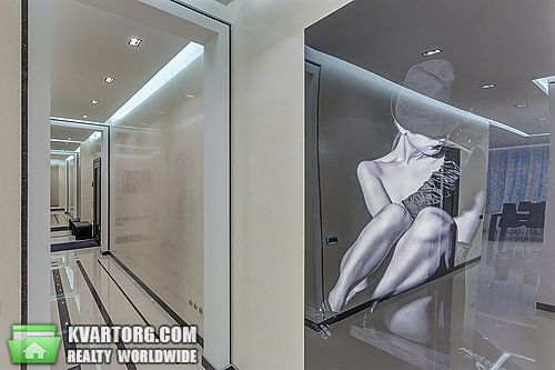 Rent out 4-room apartment. Киев,  Драгомирова — photo 1