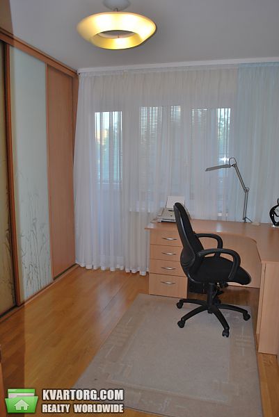 Sell 4-room apartment. Киев,  Радужная — photo 5