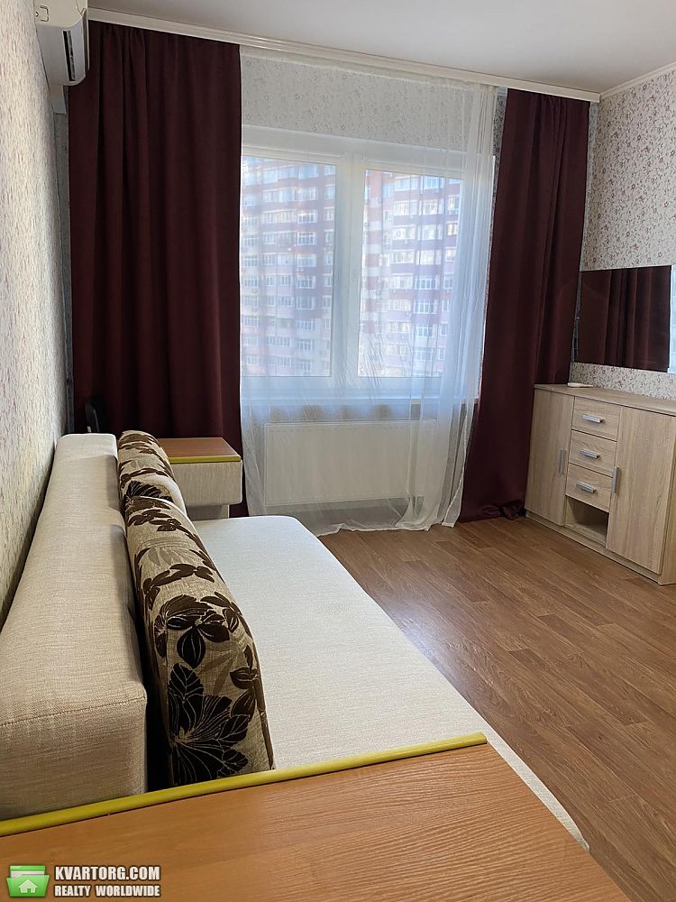 Rent out 1-room apartment. Киев, Русовой — photo 5
