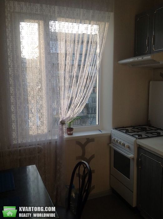 Rent out 2-room apartment. Киев,  Оболонский пр — photo 7