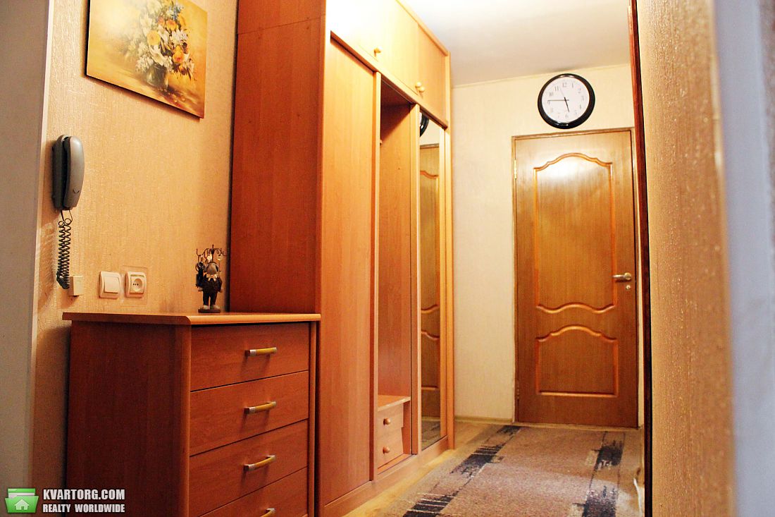 Rent out 2-room apartment. Одесса, Героев Сталинграда — photo 4