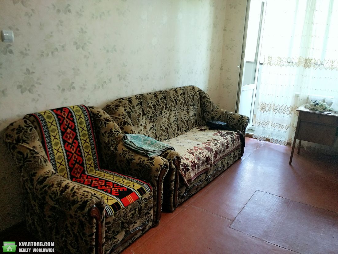 Rent out 2-room apartment. Киев,  Олейника — photo 2
