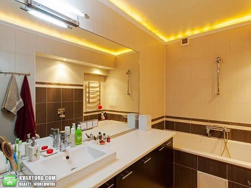 Rent out 2-room apartment. Киев, Приорская — photo 8