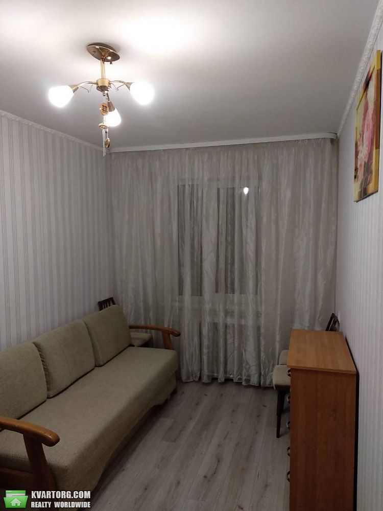 Rent out 2-room apartment. Киев,  Дарницкий бул — photo 2