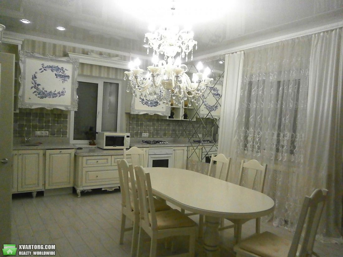 Rent out house. Киев, Старообуховская — photo 3