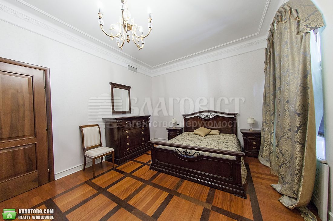 Rent out 4-room apartment. Киев,  Банковая — photo 4
