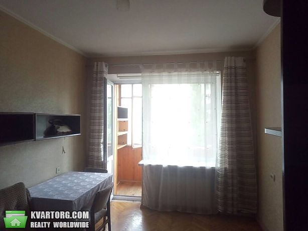 Rent out 2-room apartment. Киев,  Леси Украинки бул — photo 3