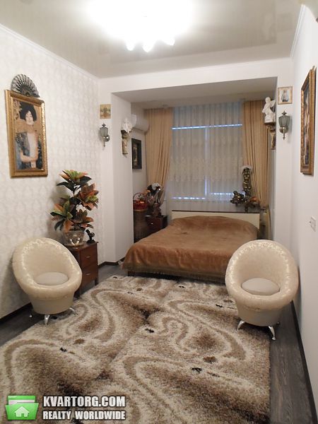 Sell 2-room apartment. Одесса, Французский б-р — photo 1