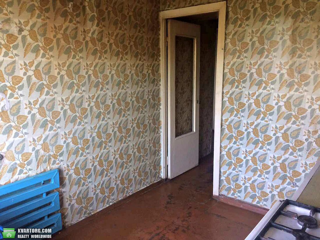 Sell 2-room apartment. Днепропетровск, тополь-2 — photo 2