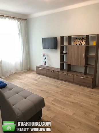 Rent out 2-room apartment. Киев,  Белорусская — photo 2