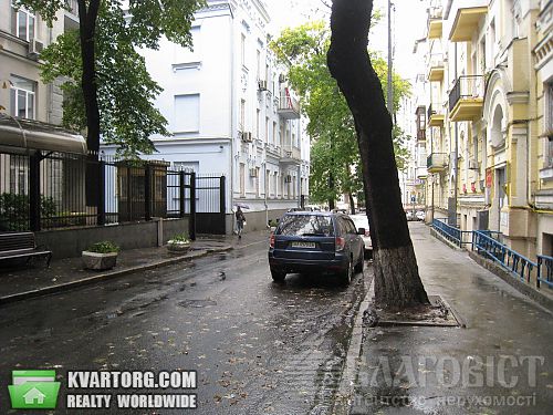 Sell 2-room apartment. Киев,  Стрелецкая — photo 9