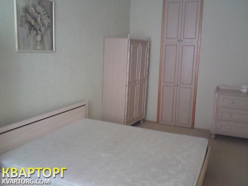 Rent out 2-room apartment. Киев,  Чапаева — photo 1