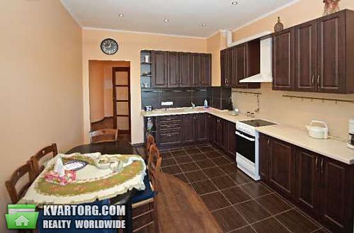 Rent out 2-room apartment. Киев, Почайнинская — photo 5