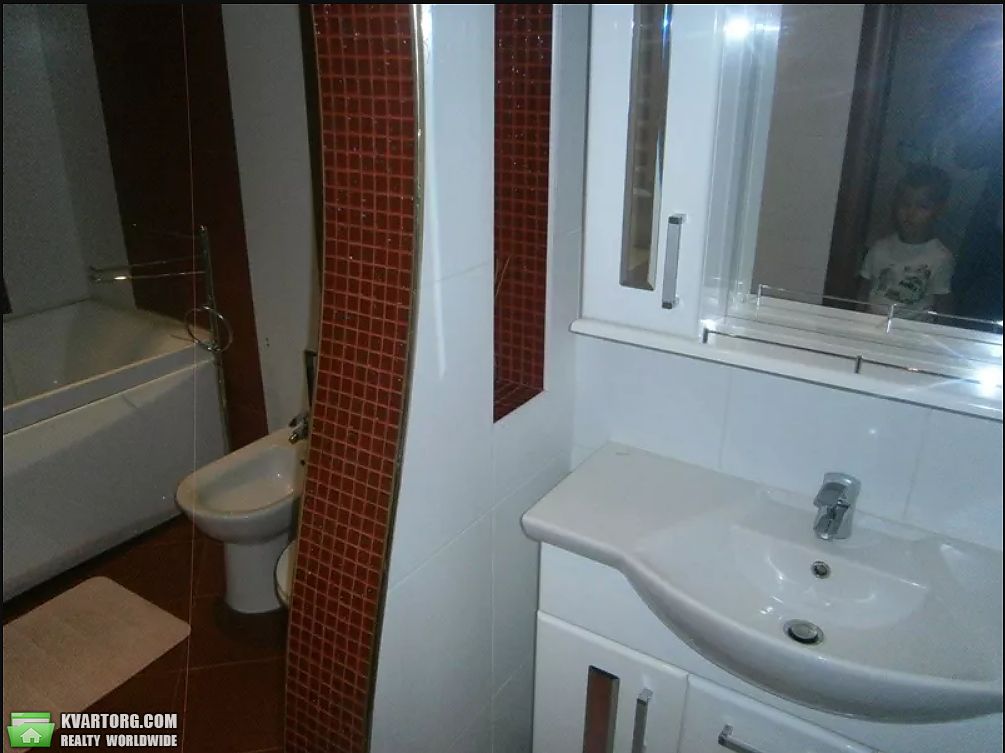 Rent out 3-room apartment. Киев,  Дашавская — photo 1