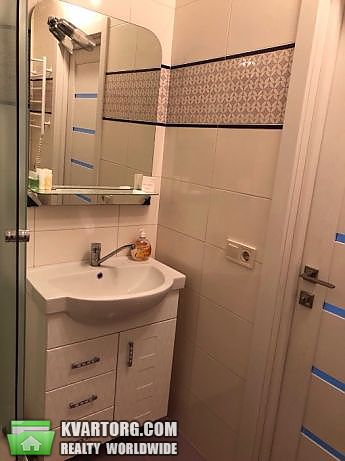 Rent out 1-room apartment. Киев,  Крейсера Авроры — photo 8