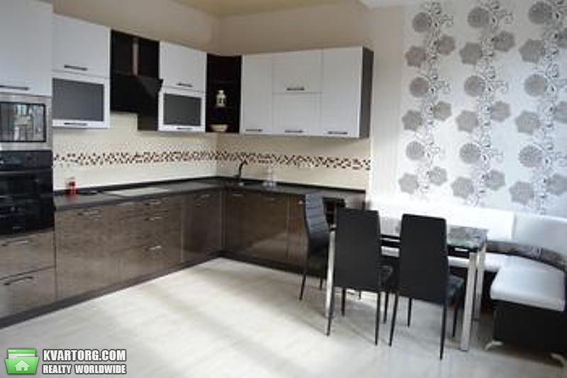Rent out 2-room apartment. Киев,  Полтавская — photo 1