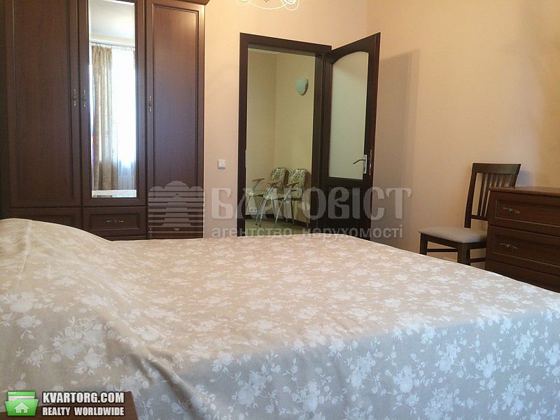 Rent out 2-room apartment. Киев,  Межигорская — photo 5