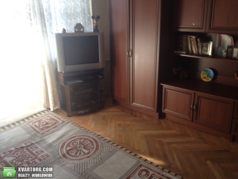 Sell 2-room apartment. Киев,  Свободы пр — photo 1