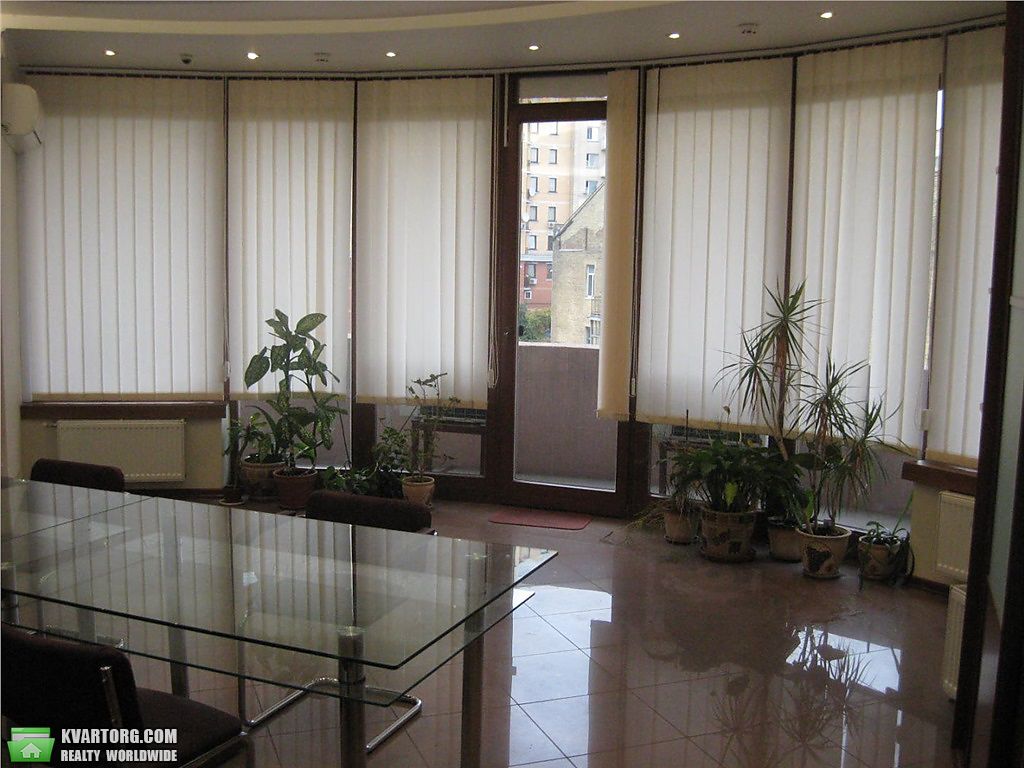 Rent out office. Киев, Жилянская — photo 8