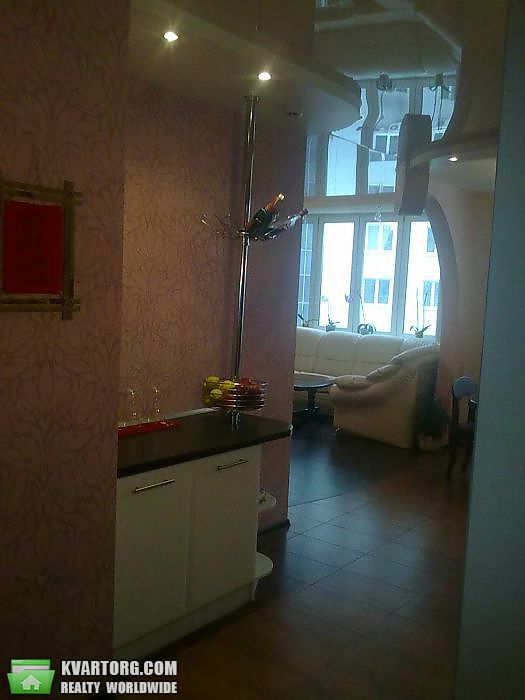 Sell 3-room apartment. Киев,  Срибнокильская — photo 5